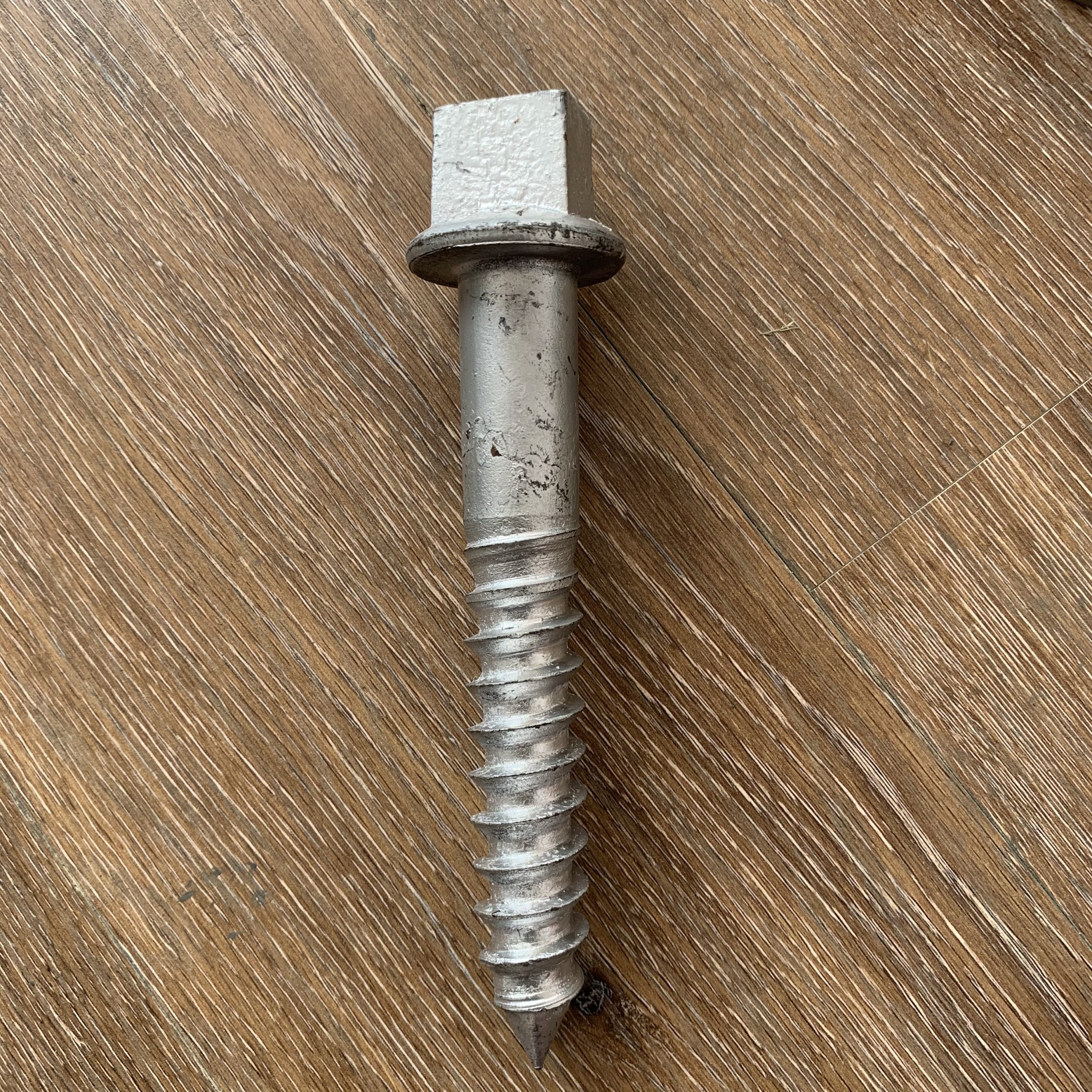 Parafuso de madeira com cabeça quadrada de flange - Haiyanbolt.com